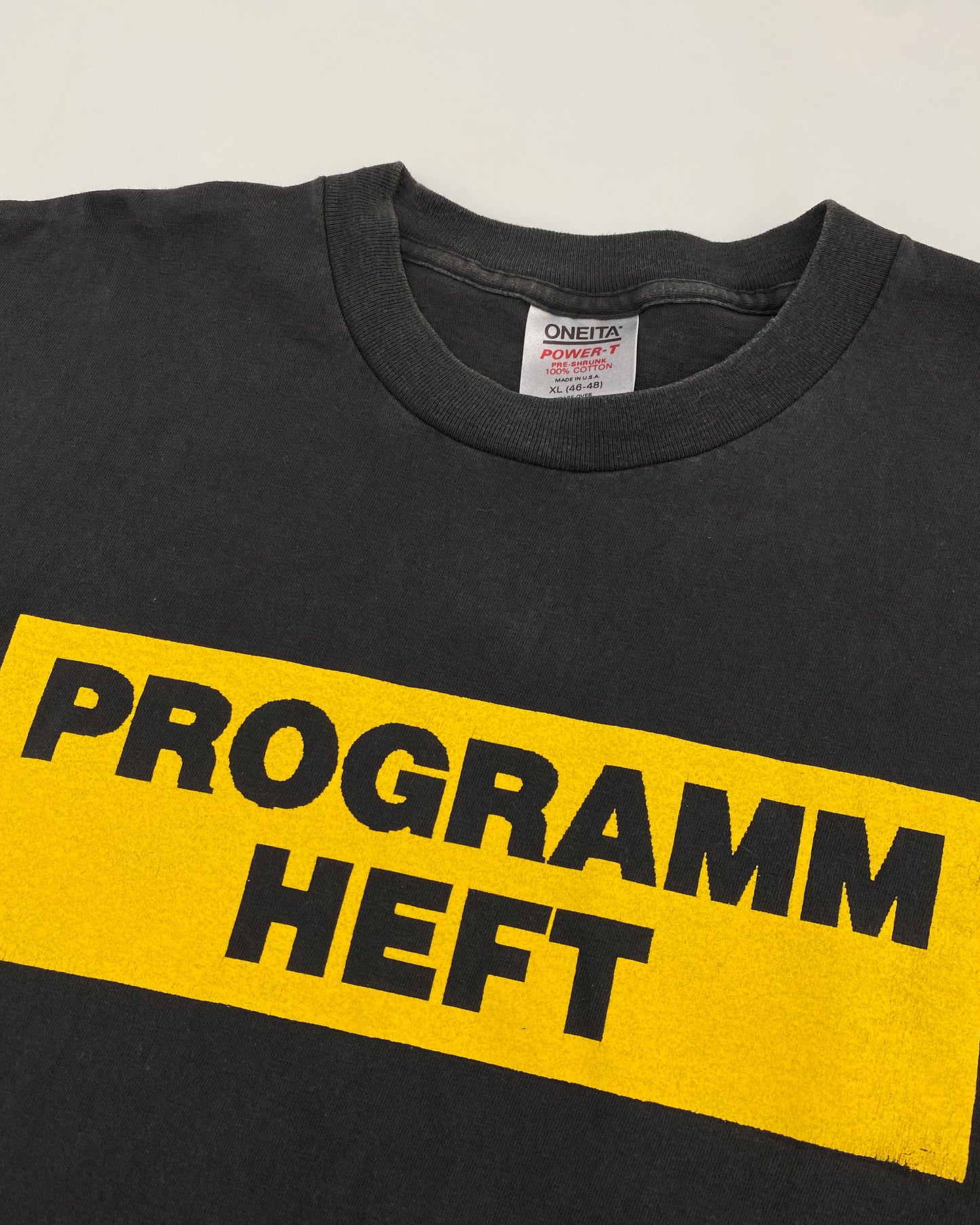 Vintage 1990s Programm Heft Single Stitch T-Shirt Faded Black