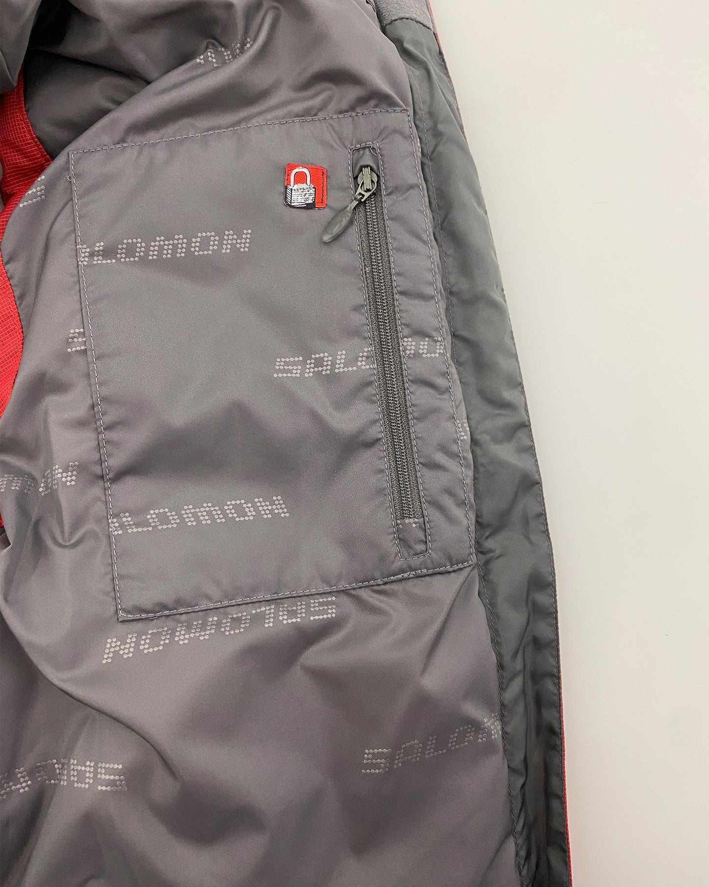 Salomon 1990s Hooded Puffer Vest Red