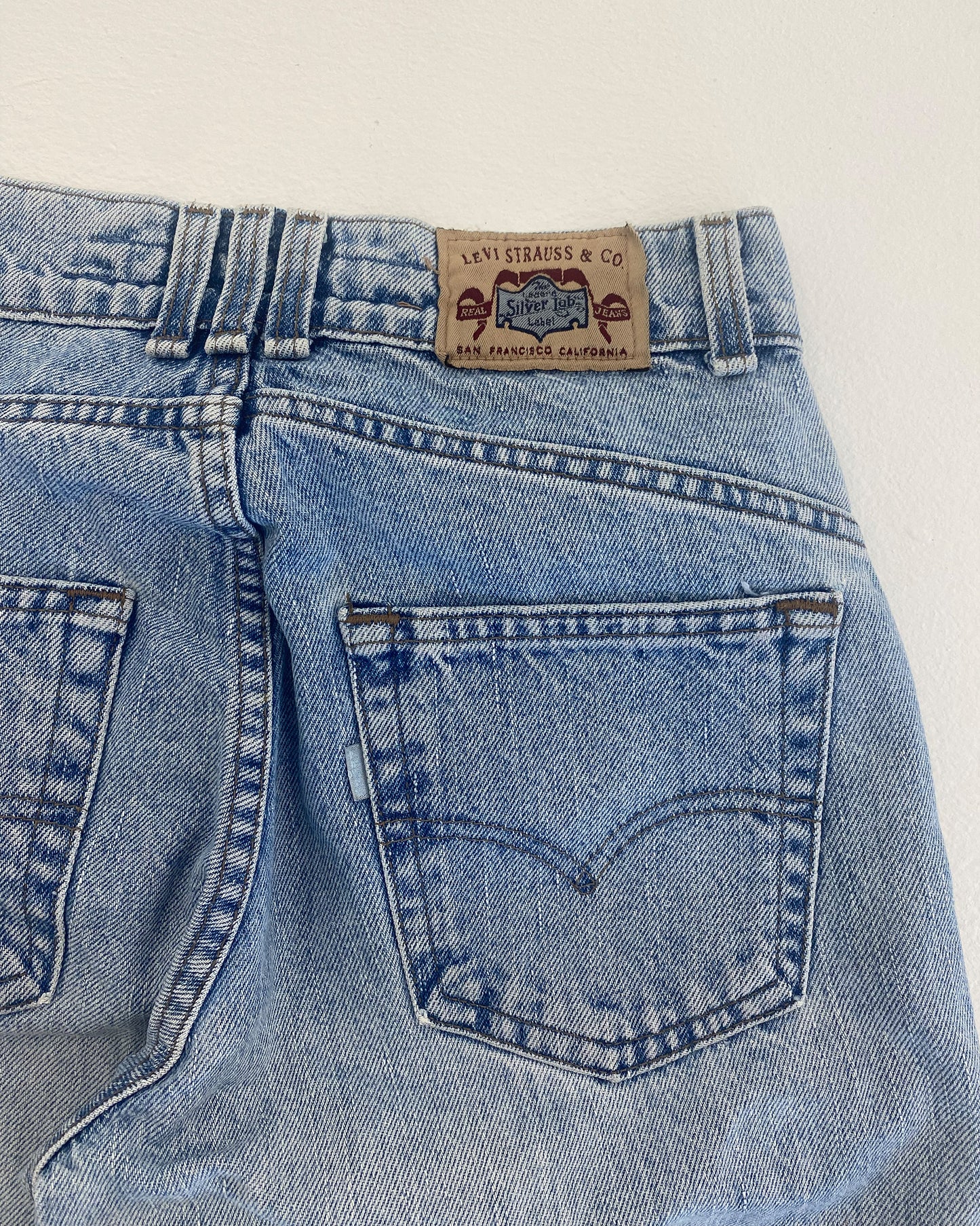 Levis 1980er Silver Tab USA Jeansshorts Hellblau 