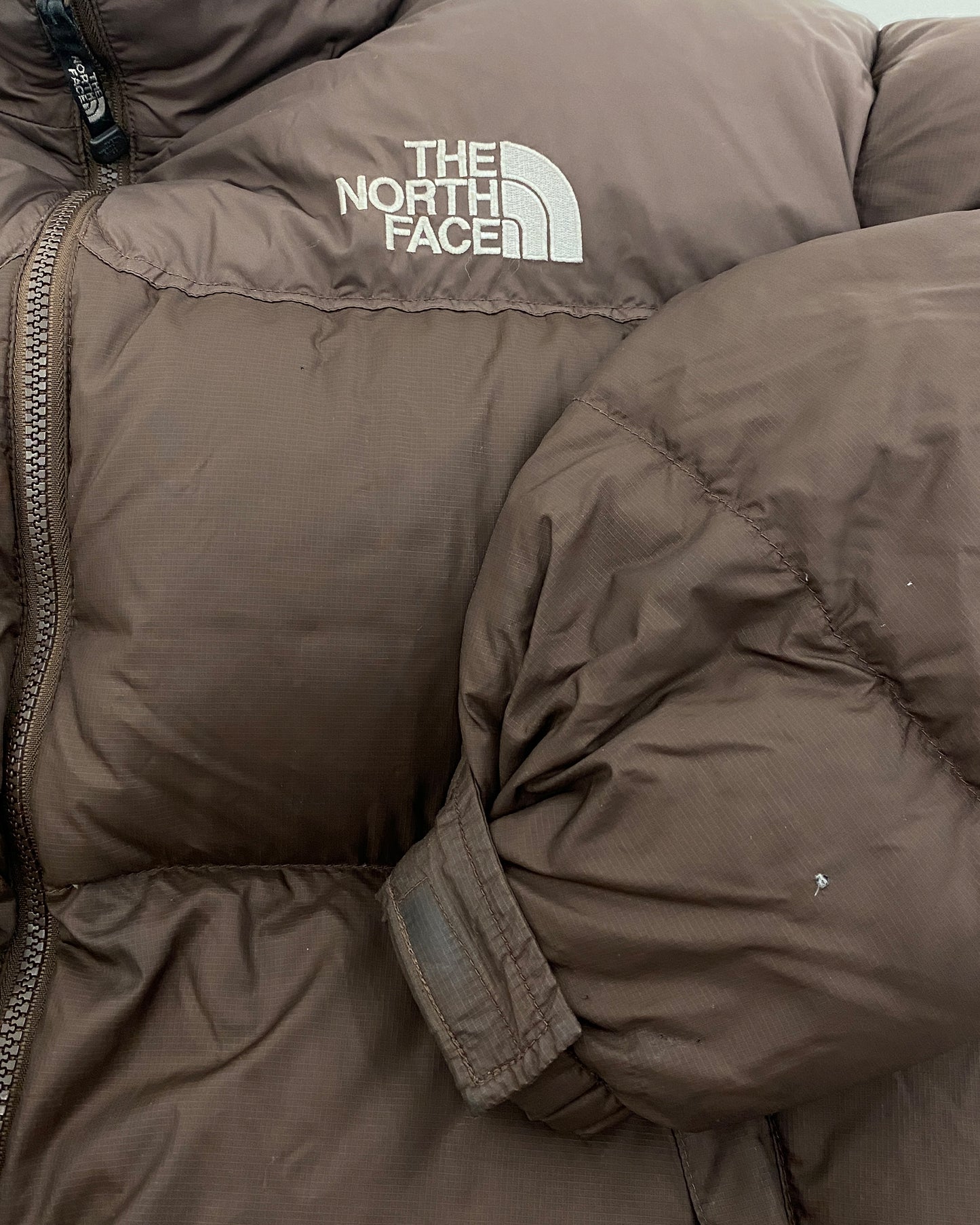 The North Face – 1990er-Jahre-Nuptse-Pufferjacke in Braun 