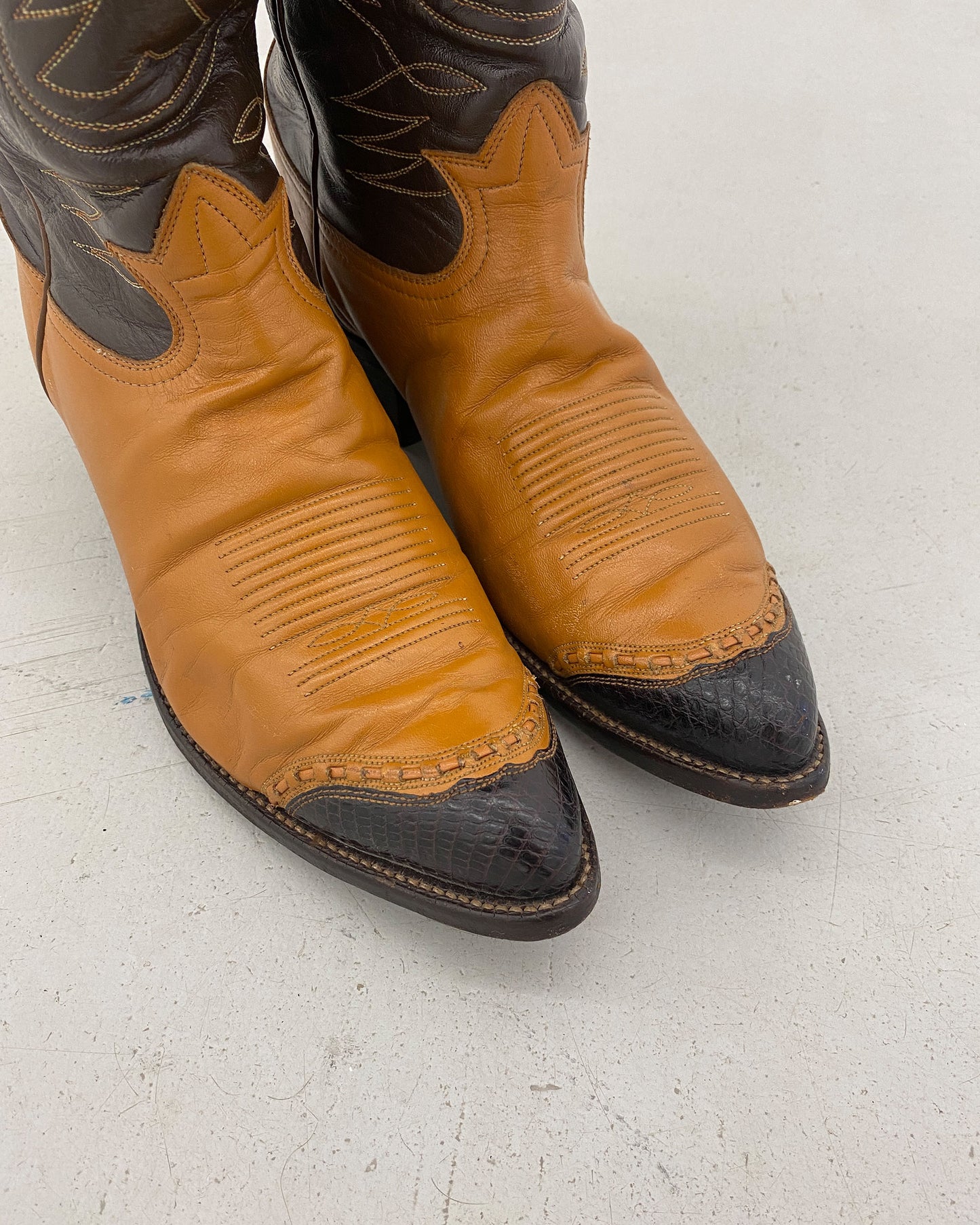 Tony Lama 1990s Two Tone Cowboy Boots Brown Lightbrown