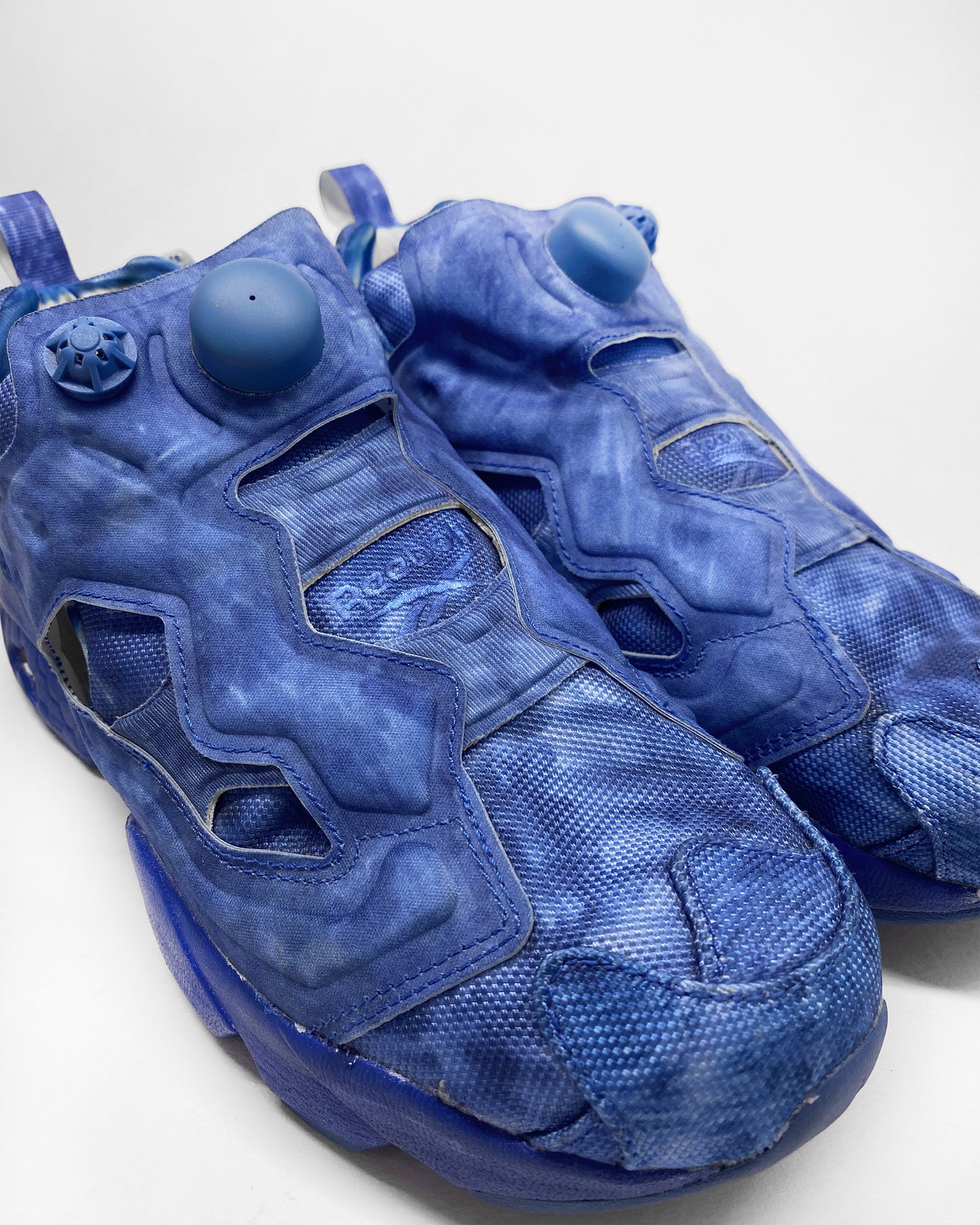 Vetements x Reebok AW2017 Insta Pump Fury Sneaker Blue