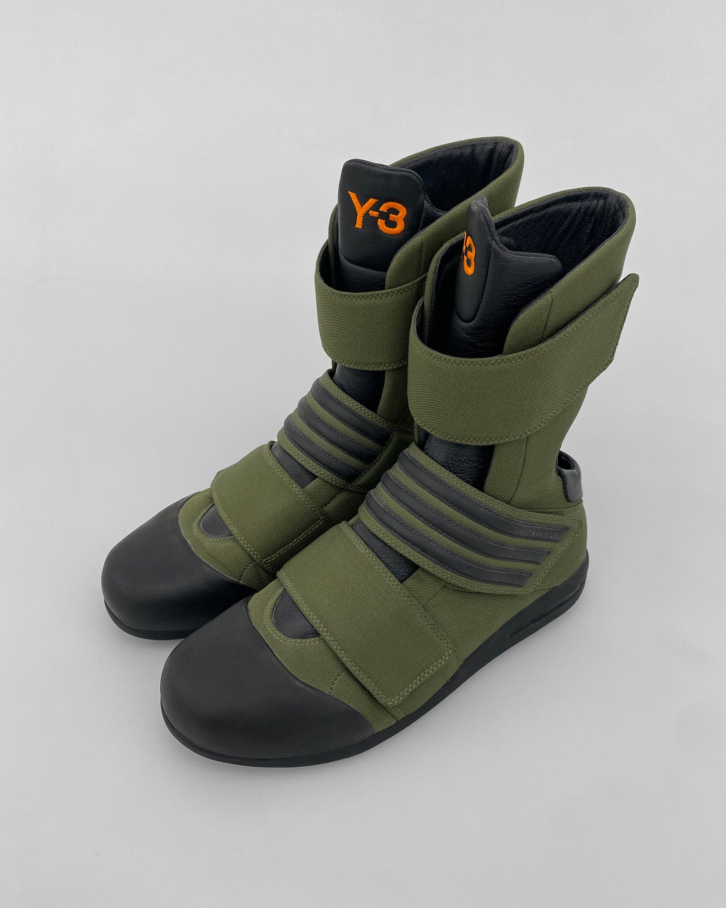 Y-3 2003 High Top Sneaker mit Klettverschluss Khaki 