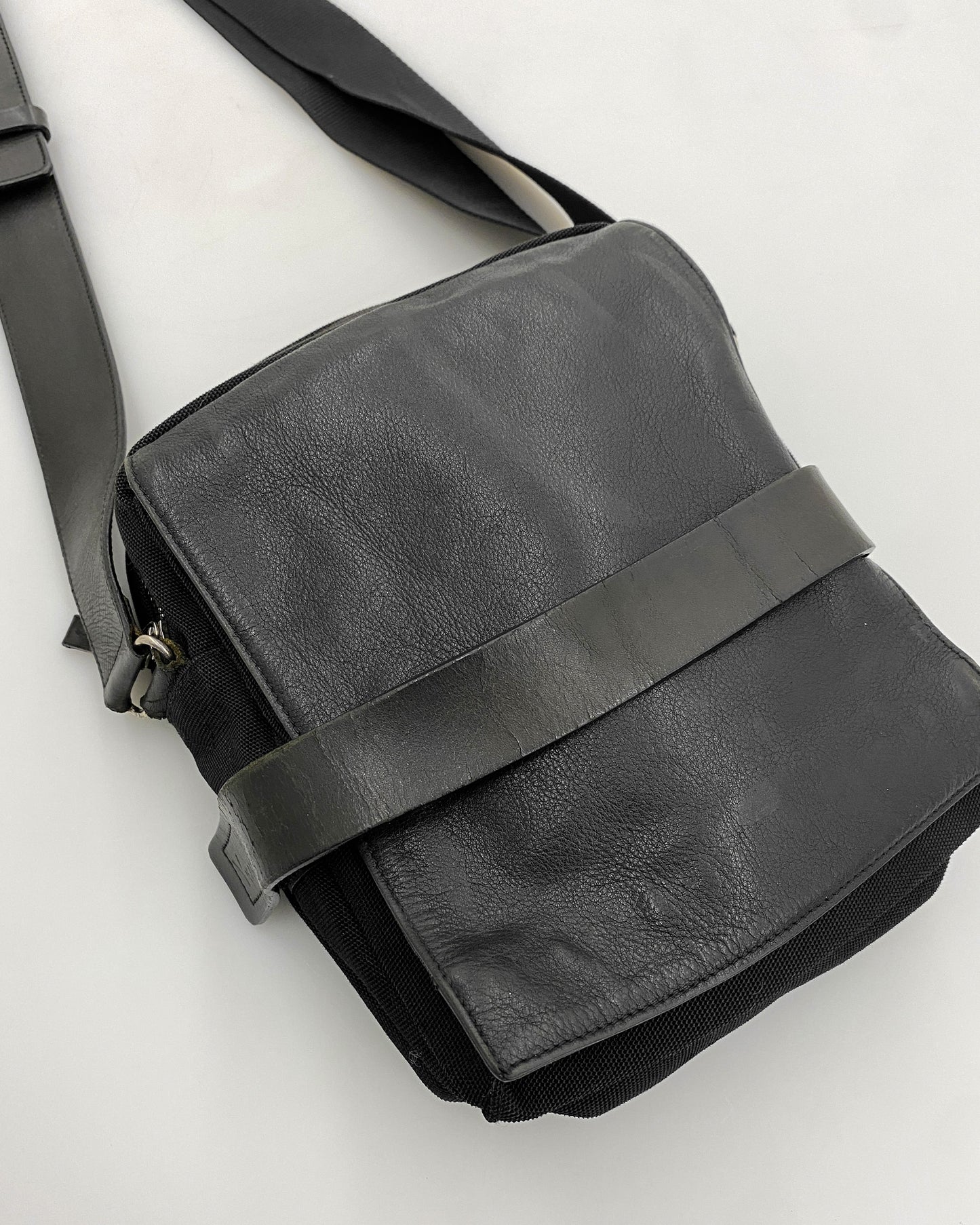 Y'Saccs by Yohji Yamamoto 1990s Shoulder Bag Black